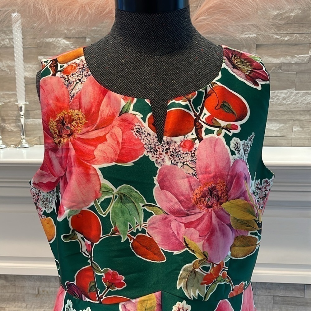 Talbots Green Floral Dress, Size 12 petite - Picture 4 of 9